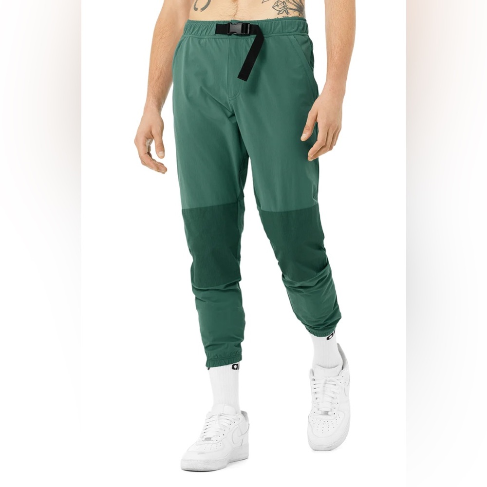 ALO YOGA - Mens Ivy Tech Pant Size Medium